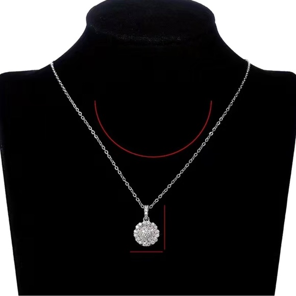925 Silver Round Diamond Pendant Necklace - Picture 2 of 5